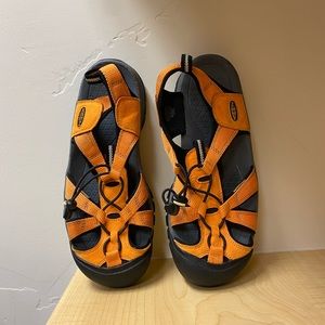 Mountain shoes